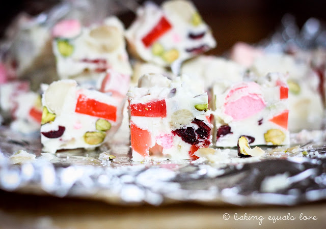 White Christmas Cake Bubble Room White Christmas Cake Bubble Room