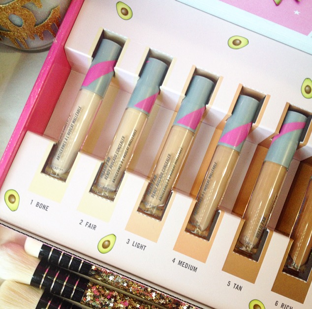 Introducing HELLO FAB Bendy Avocado Concealer and HELLO FAB Kona Eye