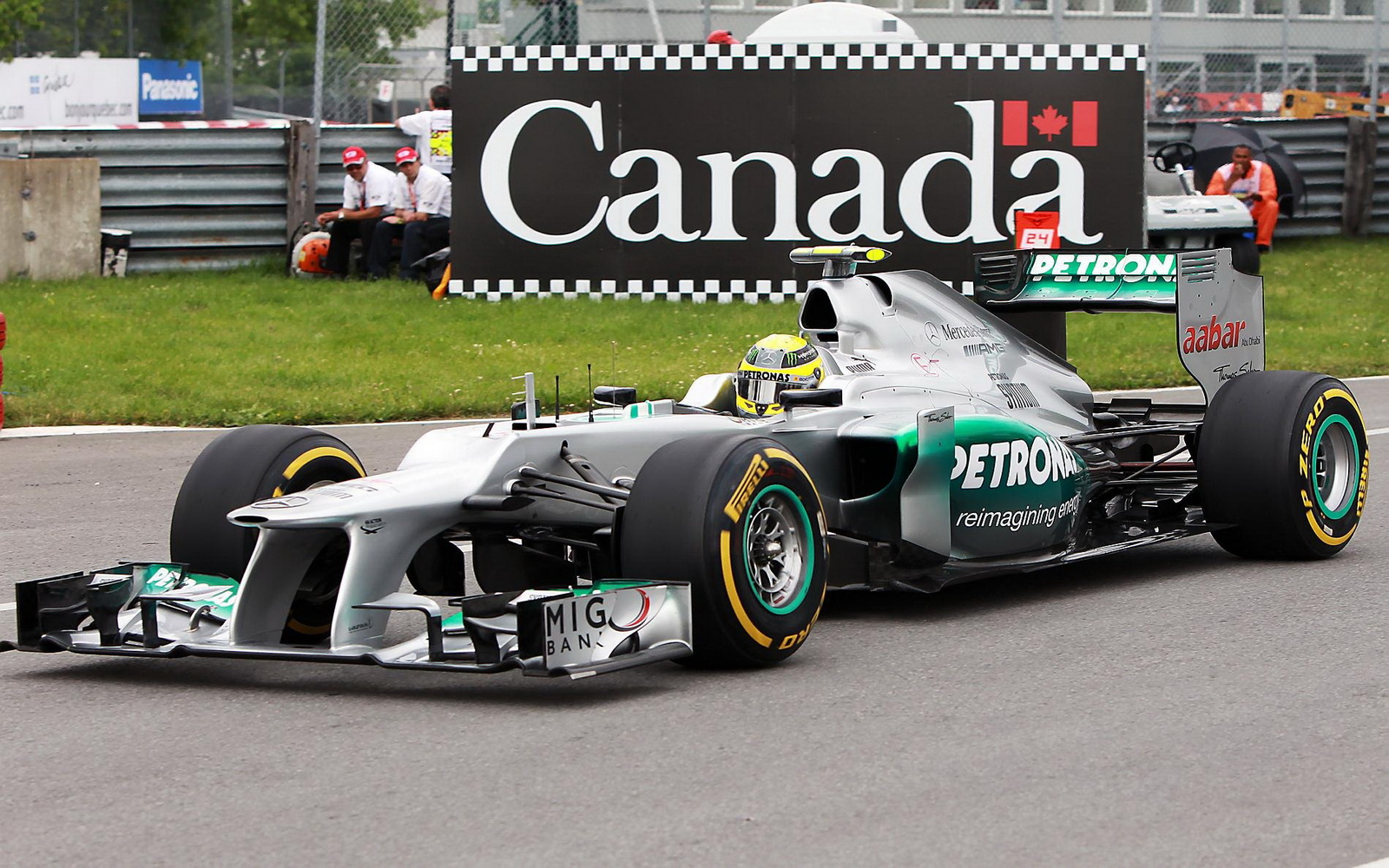 2012 CANADA GP: FRIDAY IN HIGH RESOLUTION IMAGES - FORMULA 1