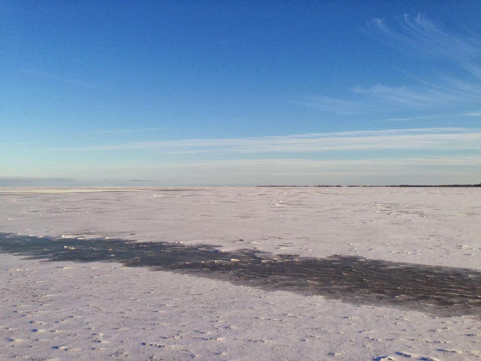 Jason Hamilton Outdoors: Lake Winnipeg Ice Conditions Nov 21 2013