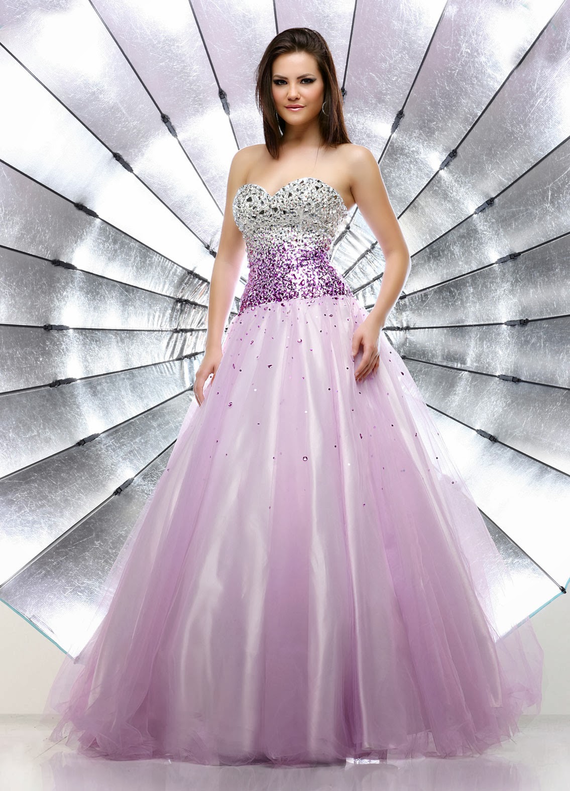 Excelentes vestidos de 15 años estilo princesa Tendencias Vestidos Moda 2019 2020 Excelentes vestidos de 15 años estilo princesa Tendencias Vestidos Moda 2019 2020