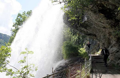 Steinsdalsfossen waterfall