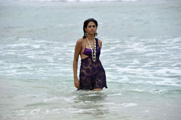 Shraddha Das mogudu bikini pic1 - Shraddha Das mogudu beach bikini pics - hot