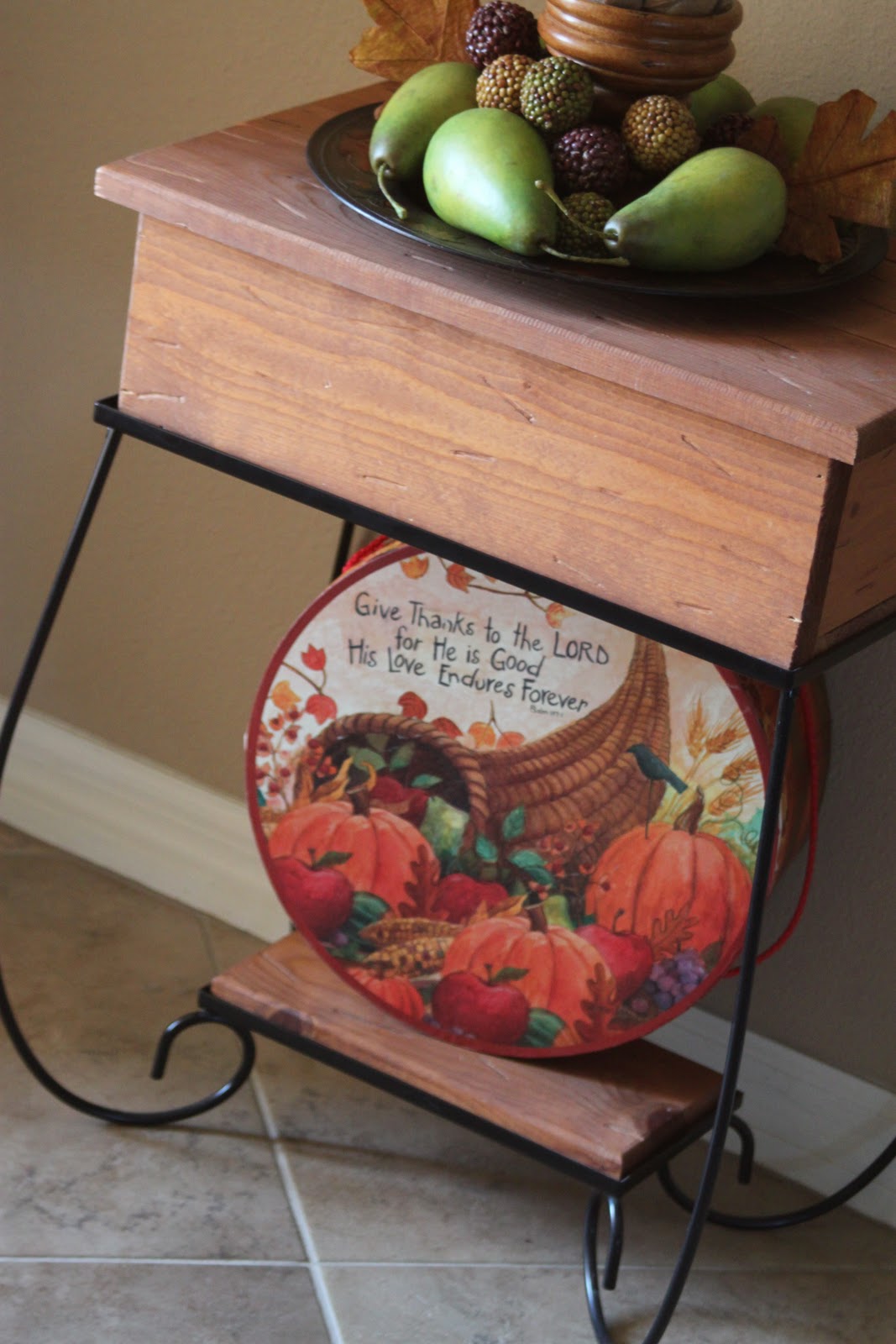 Coffee, Chaos, and Contentment: Welcoming November In Harvest Style