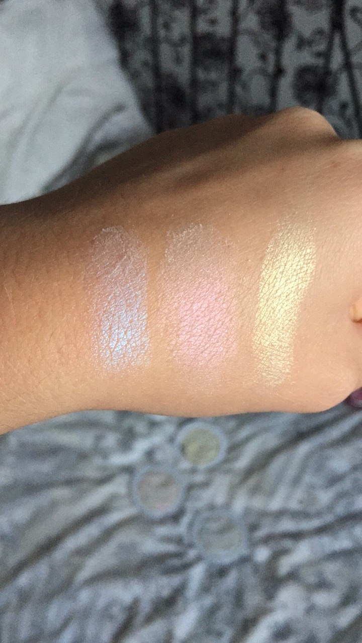 MUA Undress Your Skin Shimmer Highlighter | Iridescent Gold, Pearlescent Sheen & Peach Diamond