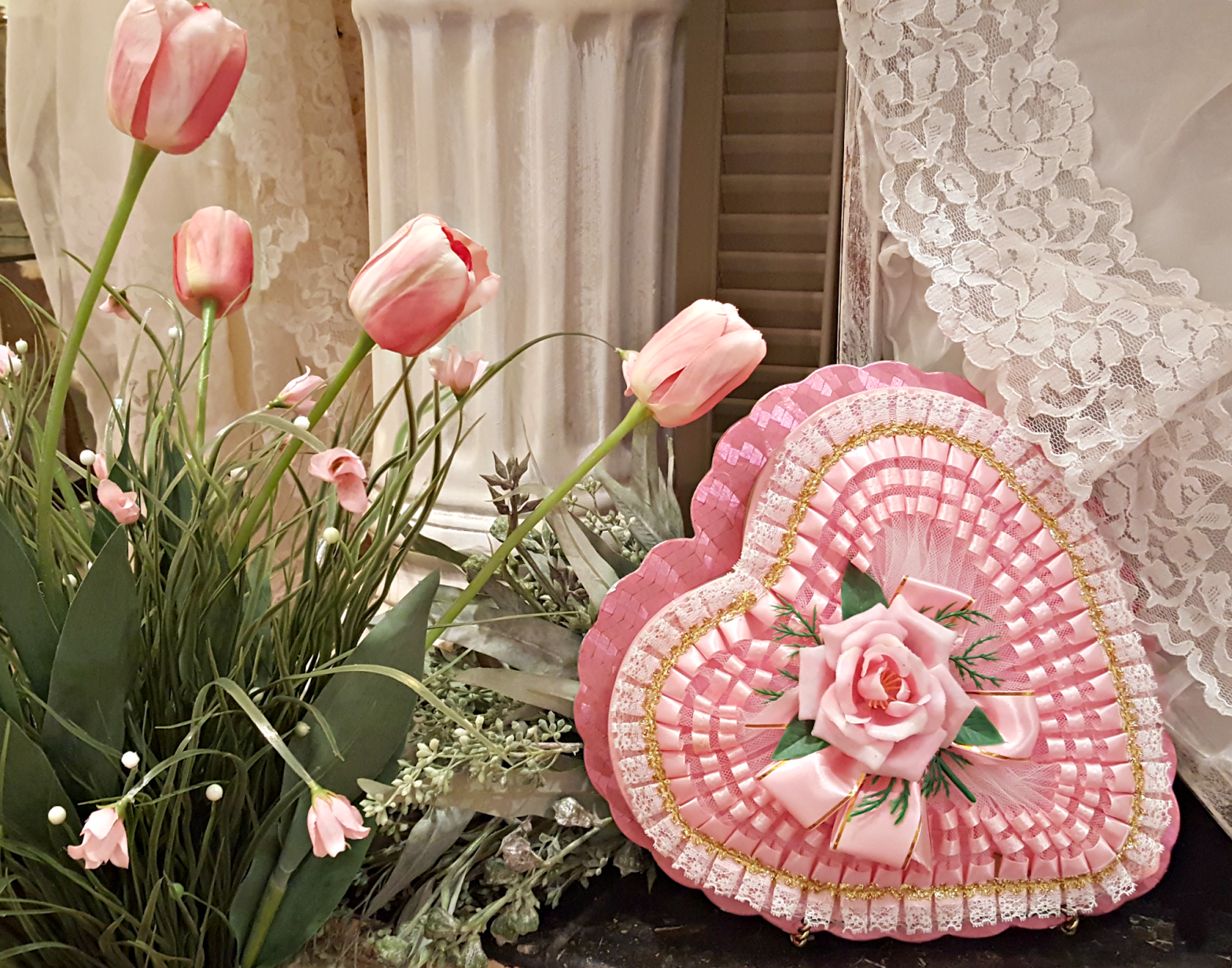 Penny's Vintage Home Farmhouse meets Romance Valentine Mantle