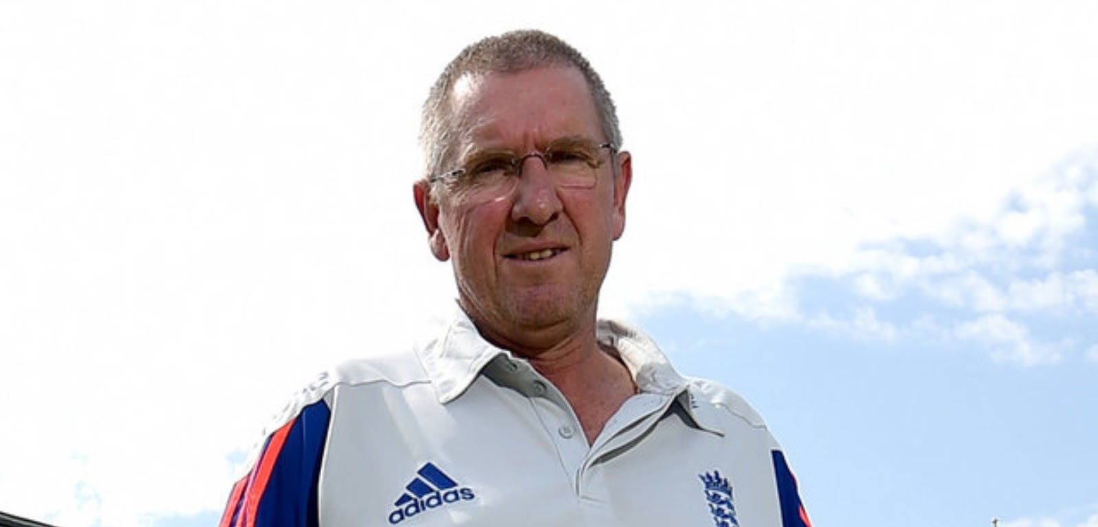 how much trevor bayliss England coach salary 2017