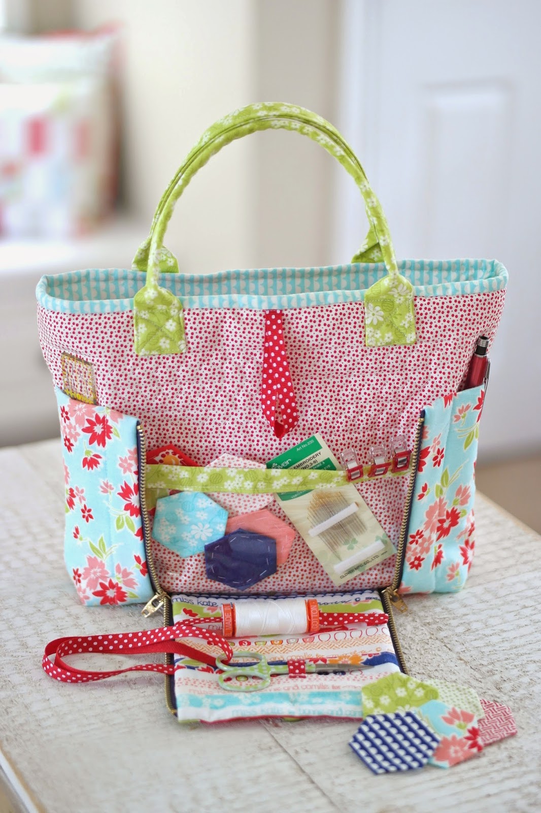 Cotton Way: New Sew on the Go Bag Pattern and Winners!