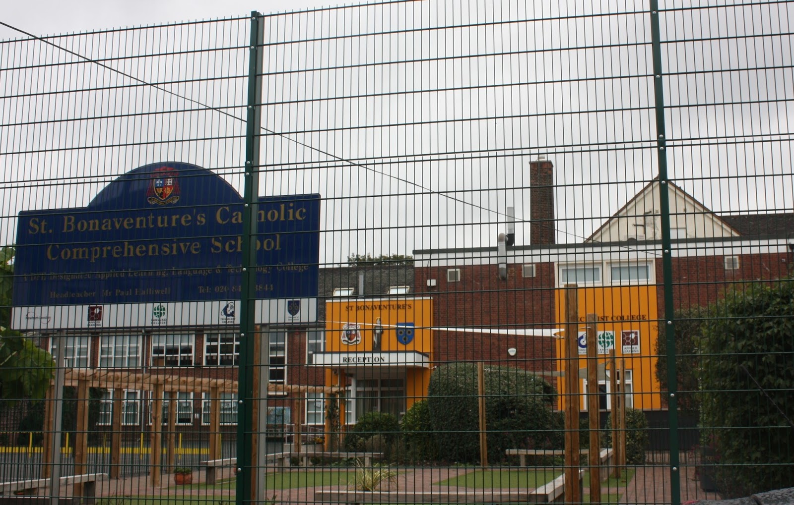 E7 Now & Then The ups and downs of Forest Gate schools' Ofsted judgements