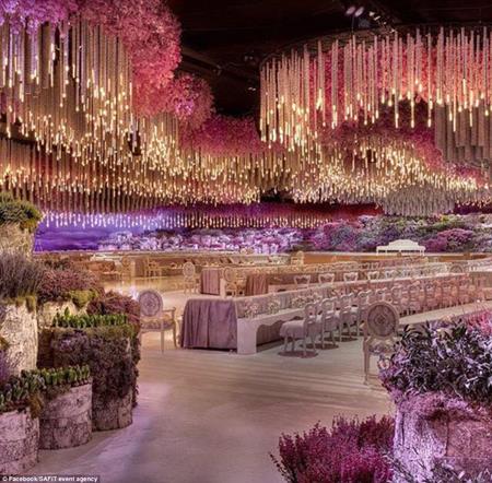 Wherewedding Co Uk Your Wedding Venues Most Extravagant Designer Wedding Dress Is Far Away Once More The Achieve Of Most Brides But In E Groom S Father Worth Billions You Can Afford To