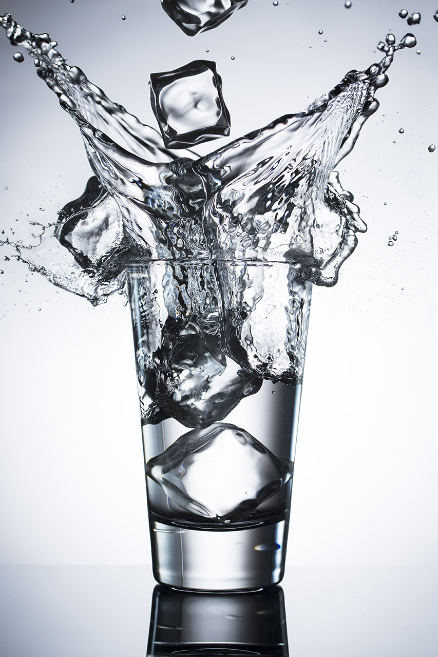 Glass Photography How to photograph ice splashing into a cup of water Photography Blog Tips