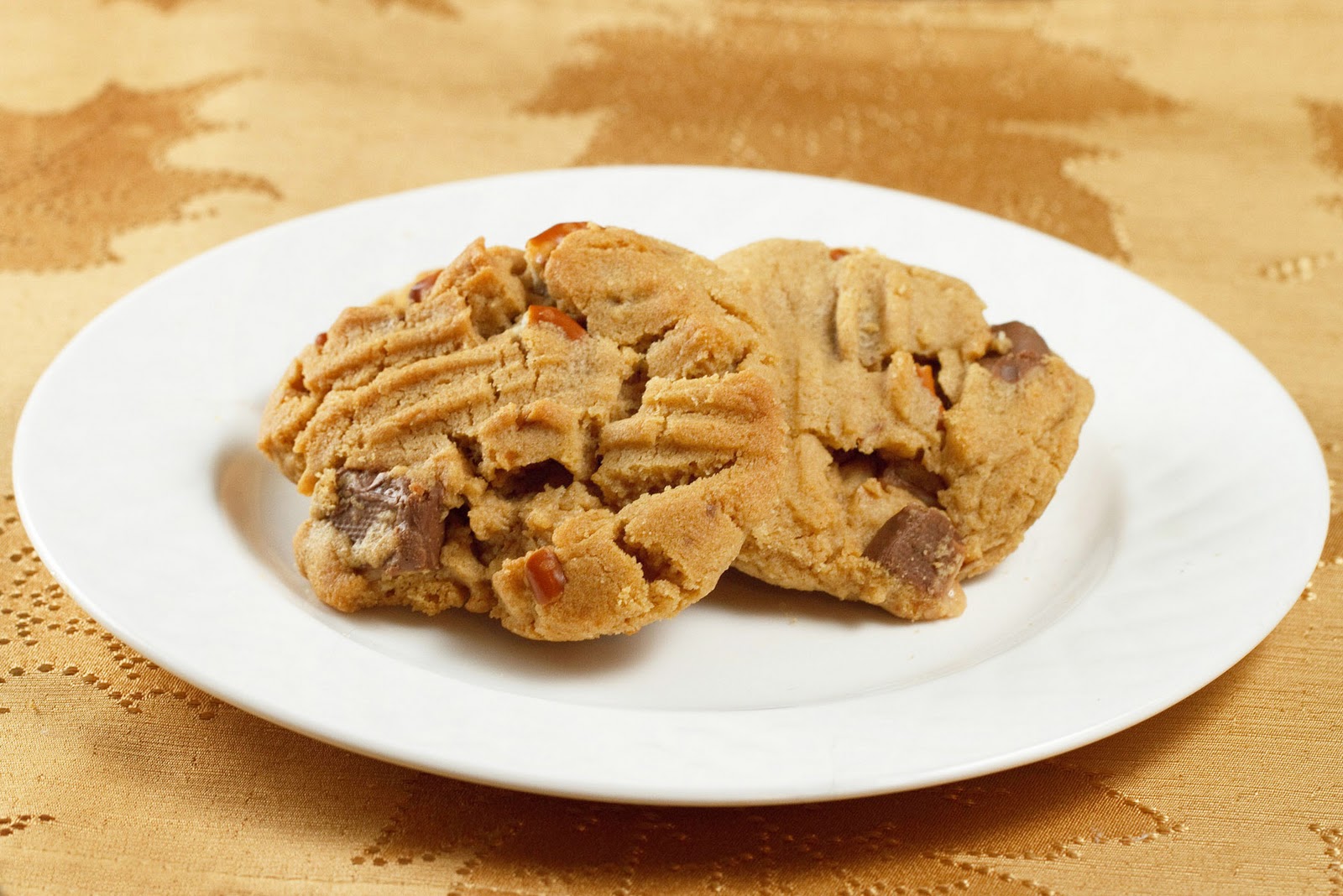 Toffee Pretzel Peanut Butter Cookies
