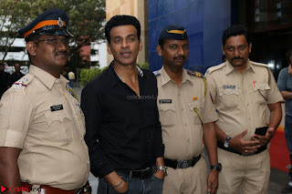 Manoj Bajpayee at Special Screening Of movie Naam Shabana With Cops and Police