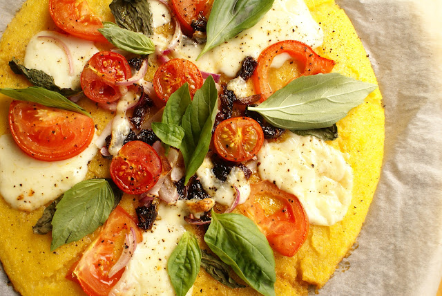 The Nomadic Feast Kitchen: Meatless Mondays: Caprese Polenta Pizza
