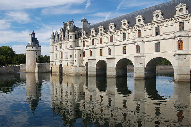 "Schloss Chenonceau" by Taxiarchos228 at the German language Wikipedia. Licensed under CC BY-SA 3.0 via Wikimedia Commons - http://commons.wikimedia.org/wiki/File:Schloss_Chenonceau.JPG#/media/File:Schloss_Chenonceau.JPG