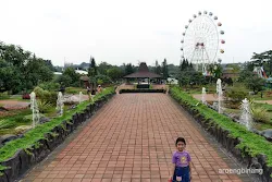 taman legenda keong emas tmii jakarta