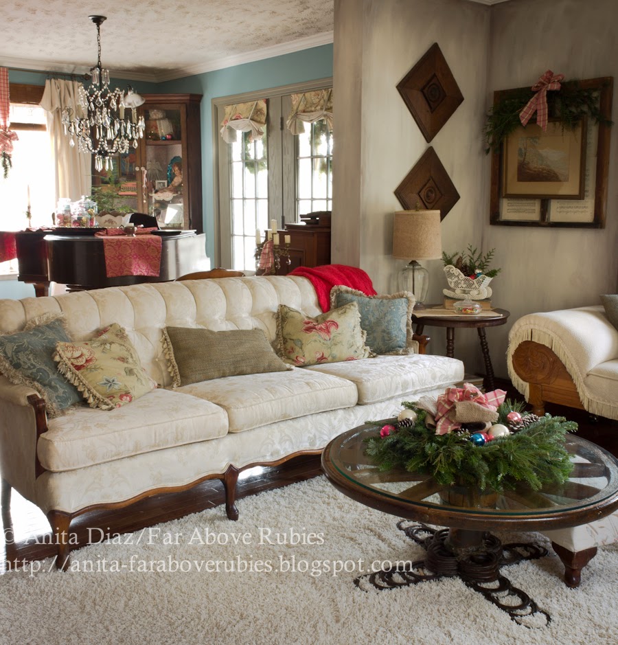 A very vintage Christmas... - Whispering Pines Homestead, image size:900x939