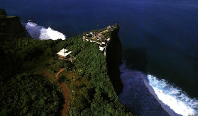 keindahan pura uluwatu pulau bali keindahan pura uluwatu pulau bali