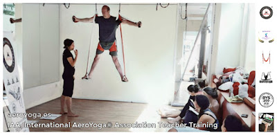 FORMACION PROFESORES AERO YOGA, AEROYOGA® INSTITUTE, IAA INTERNATIONAL AEROYOGA®  ASSOCIATION, TEACHER TRAINING, COLUMPIO, TRAPECIO, TRAPEZE, SWING, AERIEN, AERIAL, AIRYOGA, YOGA, PILATES, FLY, FLYING