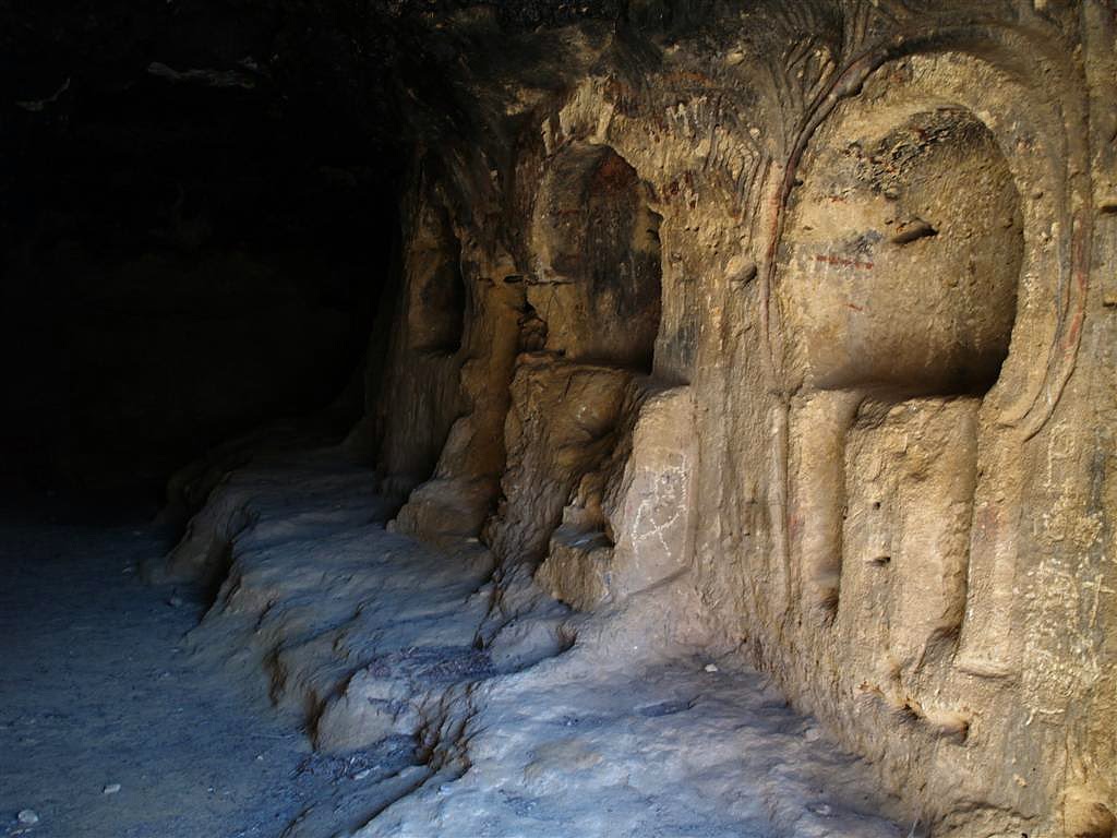 Foto de Cueva de los Siete Altares en Campo de San Pedro, Segovia