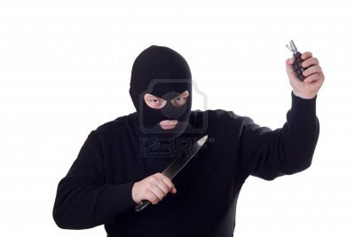 Ночь масок и ножей. Картинки террориста с ножом.