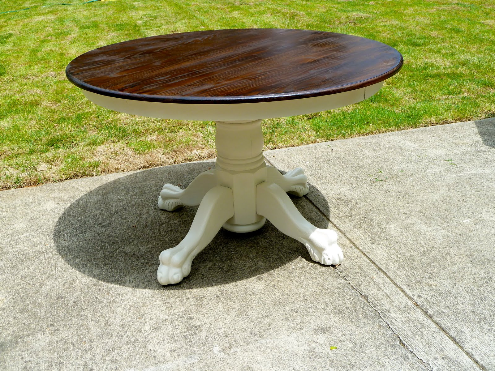 a few good pieces...: claw-foot table