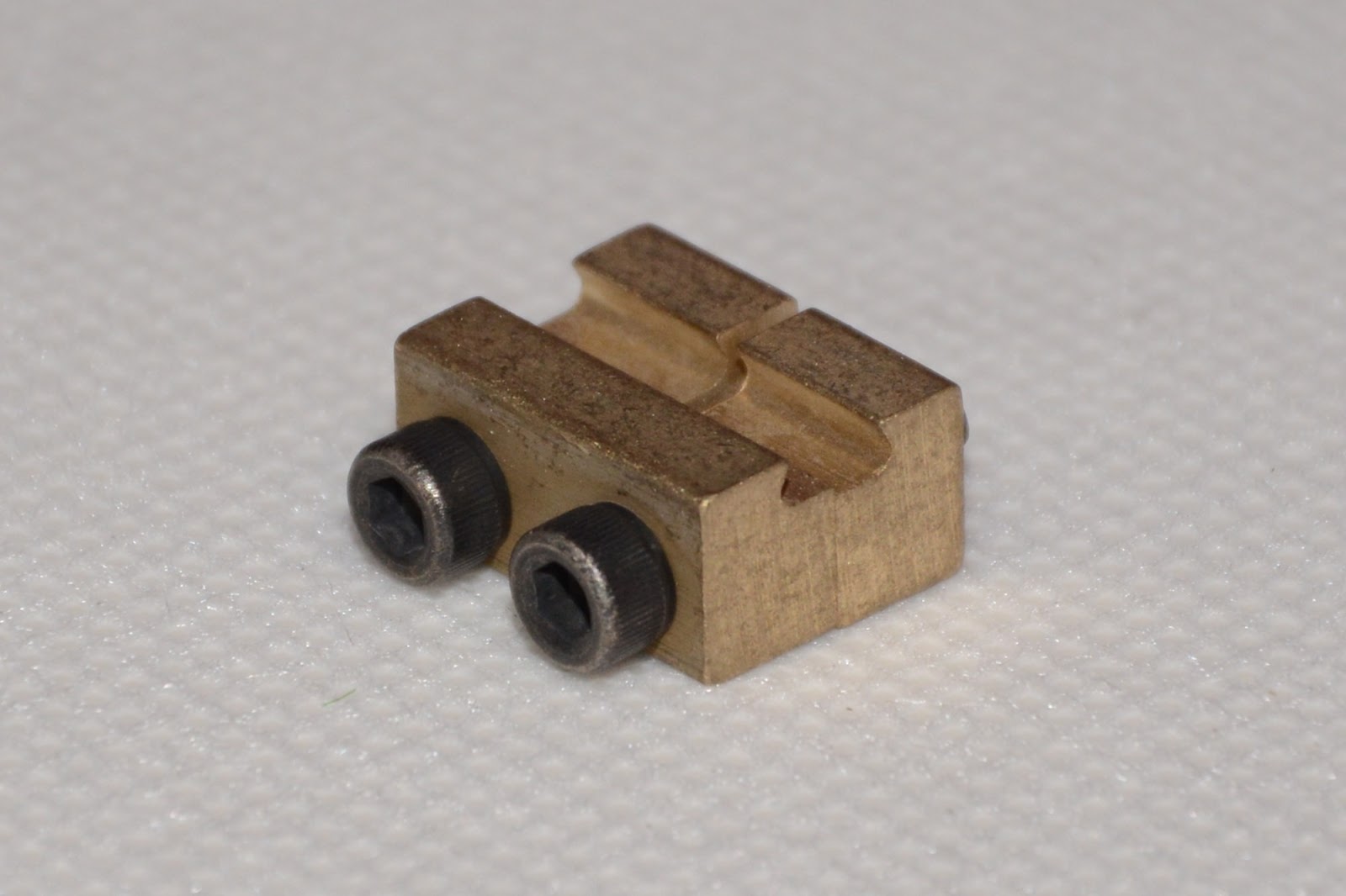 My Miniature Worlds First look at GScale rail clamps
