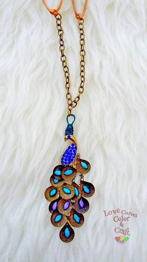 colgante-pavo real-hecho a mano