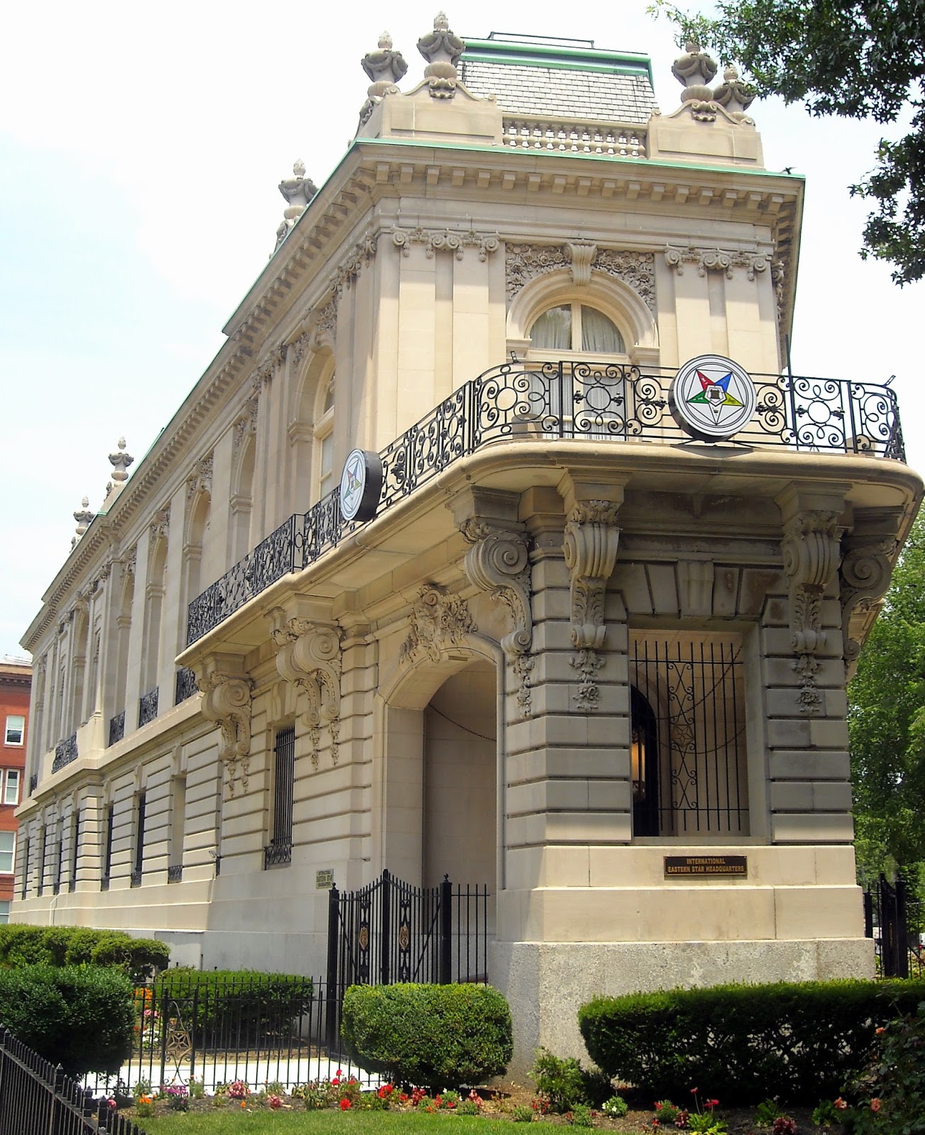 architect design™ Trumbauer's Perry Belmont mansion tour