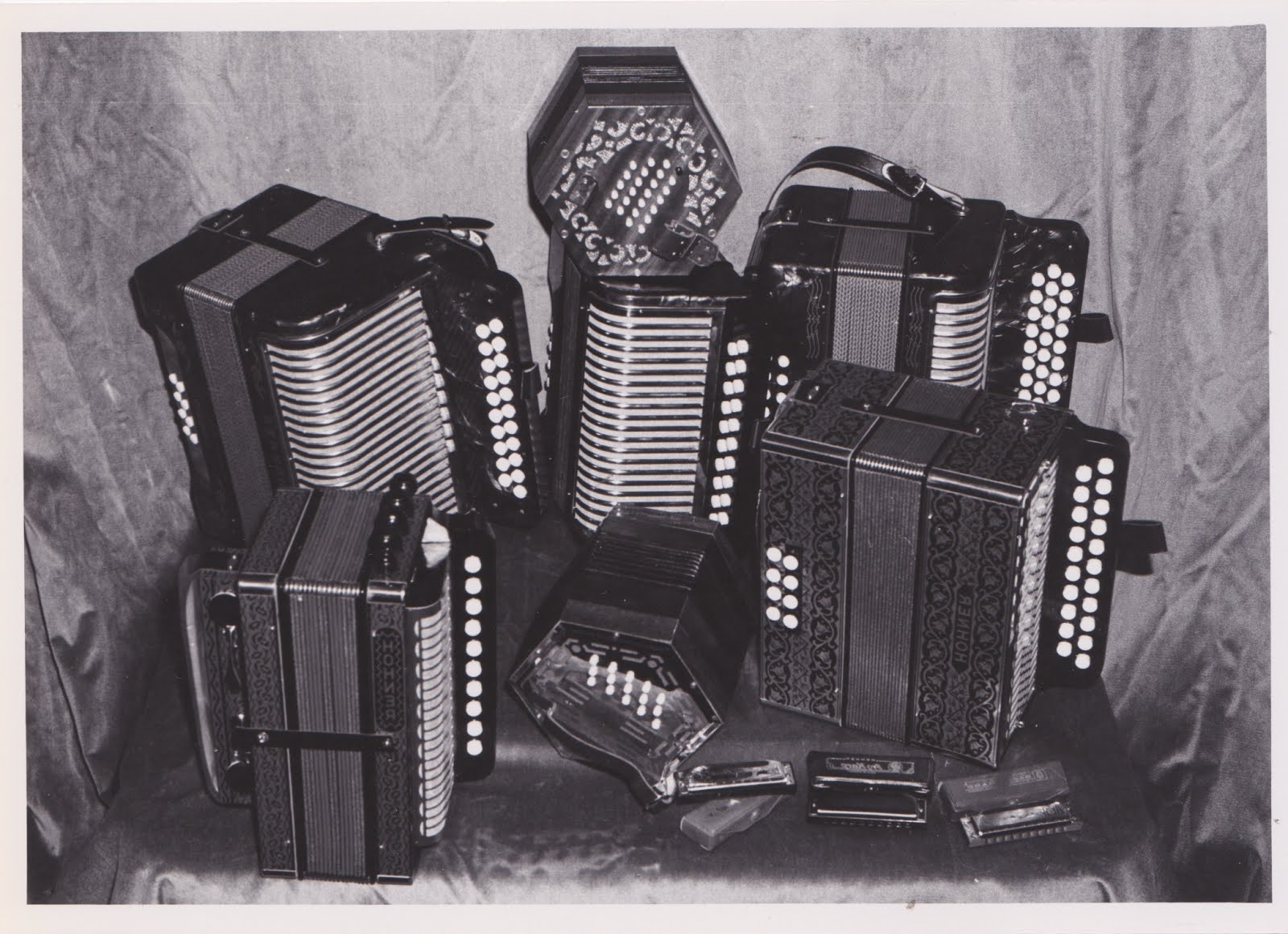 The Bush Music Club From the Archives Concertina & Accordion images from the Bob Bolton