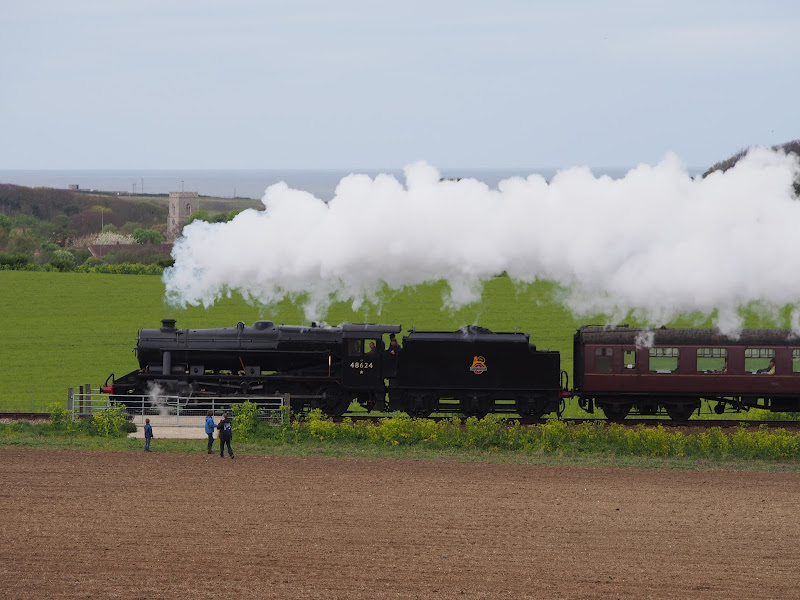 Steam engine heading to Weybourne