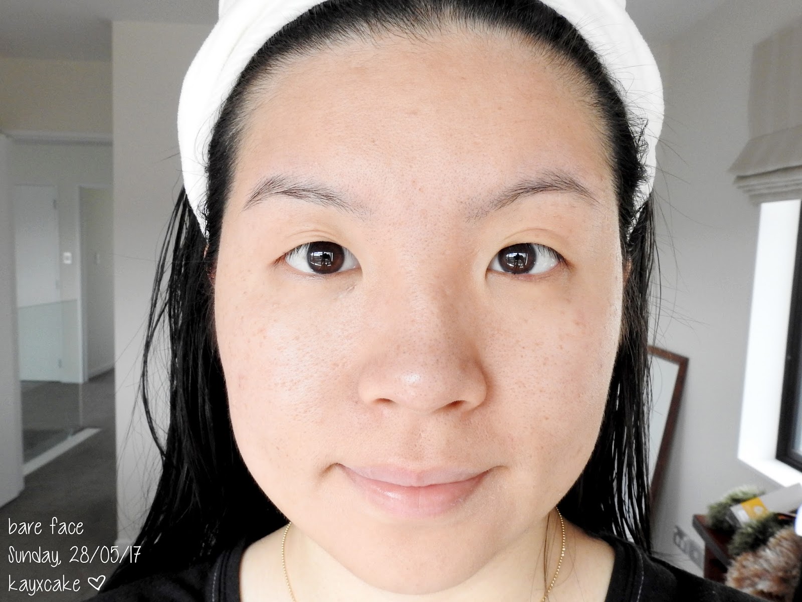 PORES, BLACKHEADS & OILY SKIN ♡ Introducing b.liv Kay Cake Beauty