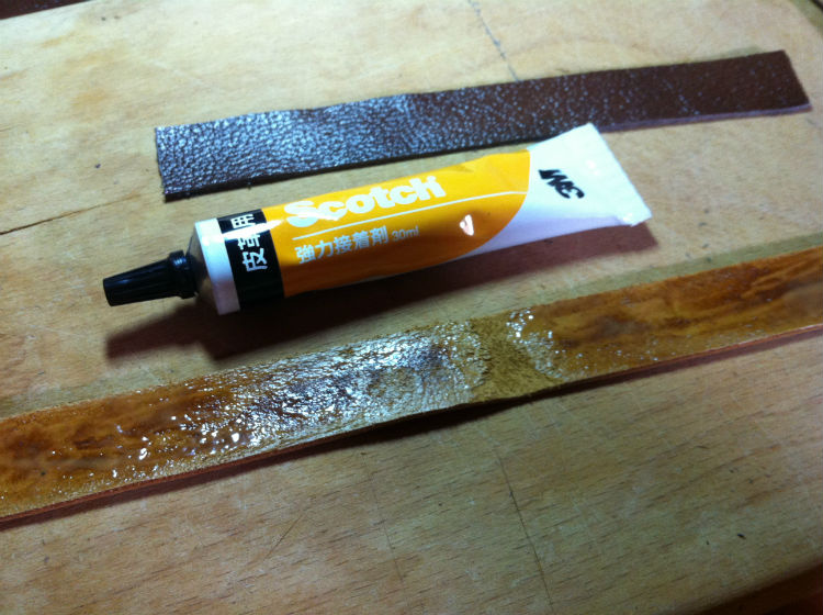 Tik! Tak!: Bir Kayış Denemesi