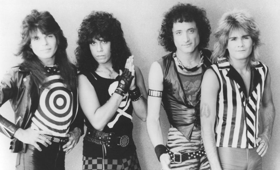 0061 - Cum On Feel The Noize - Quiet Riot [1983]