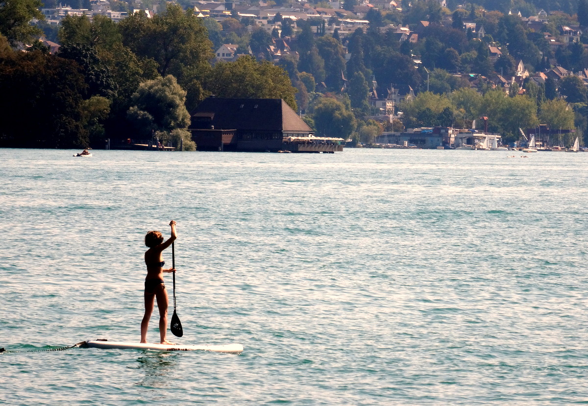 TRAVEL AND LIFESTYLE DIARIES Zurich, Switzerland The City of
