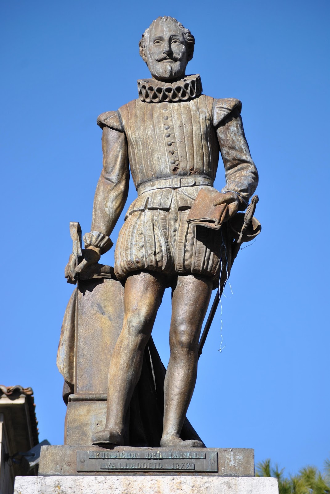 arte-en-valladolid-el-monumento-a-miguel-de-cervantes-historia-de-un