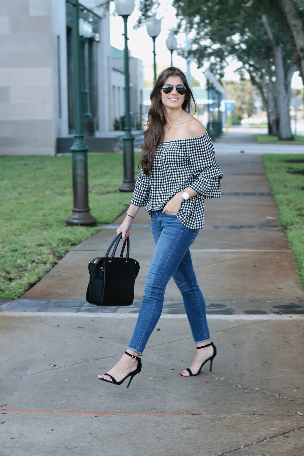 Make Them Stare: The 10 Best Jeans You Should Be Wearing Make Them Stare: The 10 Best Jeans You Should Be Wearing