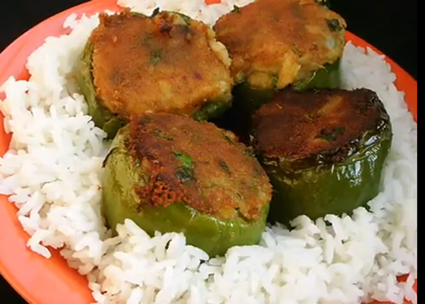 Stuffed-Capsicum-curry-nech.jpg