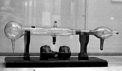 jj thomson cathode ray tube experiment demonstrated that jj thomson cathode ray tube experiment demonstrated that