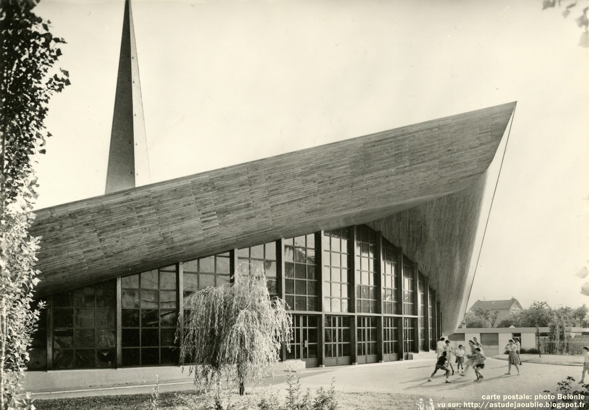 ArnouvillelèsGonesse Église NotreDamedelaPaix