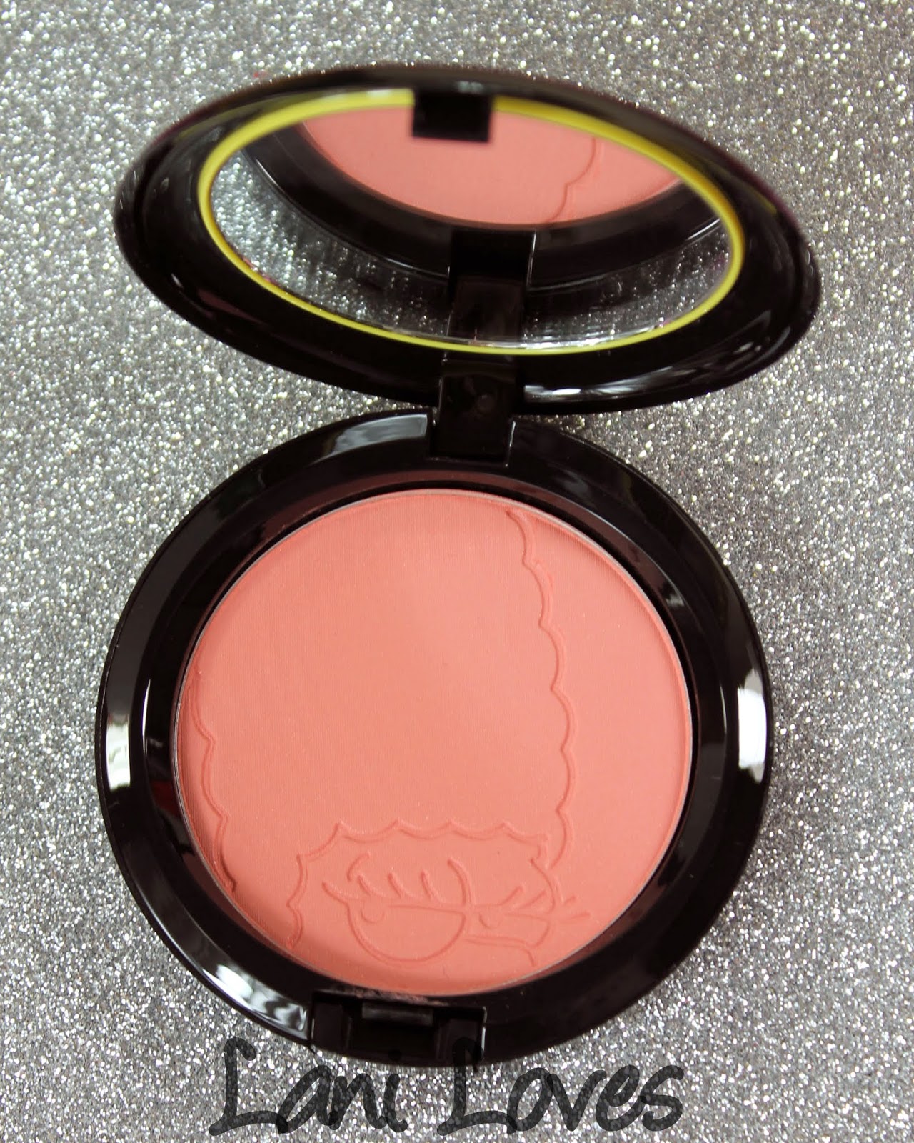 MAC Monday: MAC X The Simpsons - Sideshow You Blush Swatches & Review