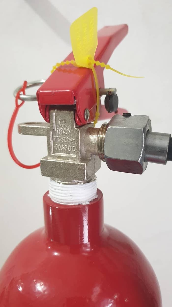 Alat Pemadam Api CO2 2,3 Kg  NAFERO SAFETY