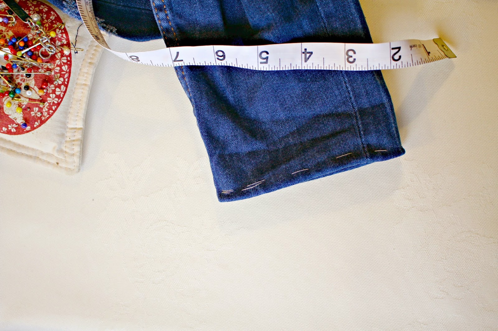 DIY // How to Shorten your Jeans at home Fashion Mumblr