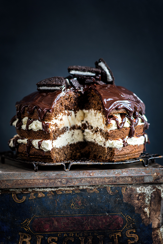 Cookies and Cream Layer Cake with White Chocolate Filling supergolden bakes