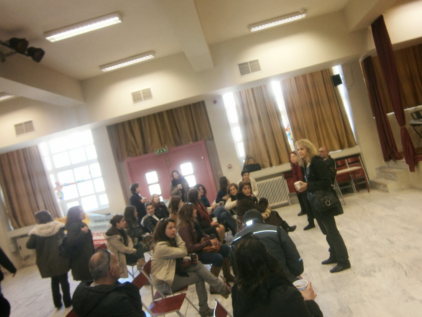 “Ρεπορτάζ” από την κινητοποίηση ενάντια στην αξιολόγηση στο Χαλάνδρι.