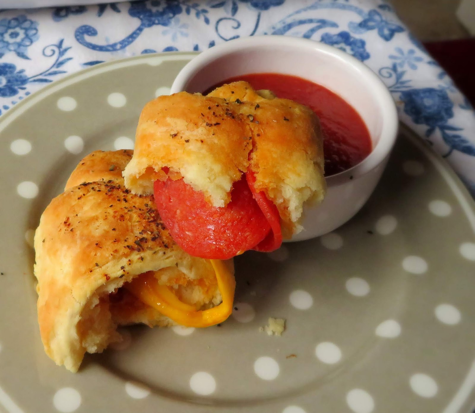 Easy Pizza Rolls The English Kitchen