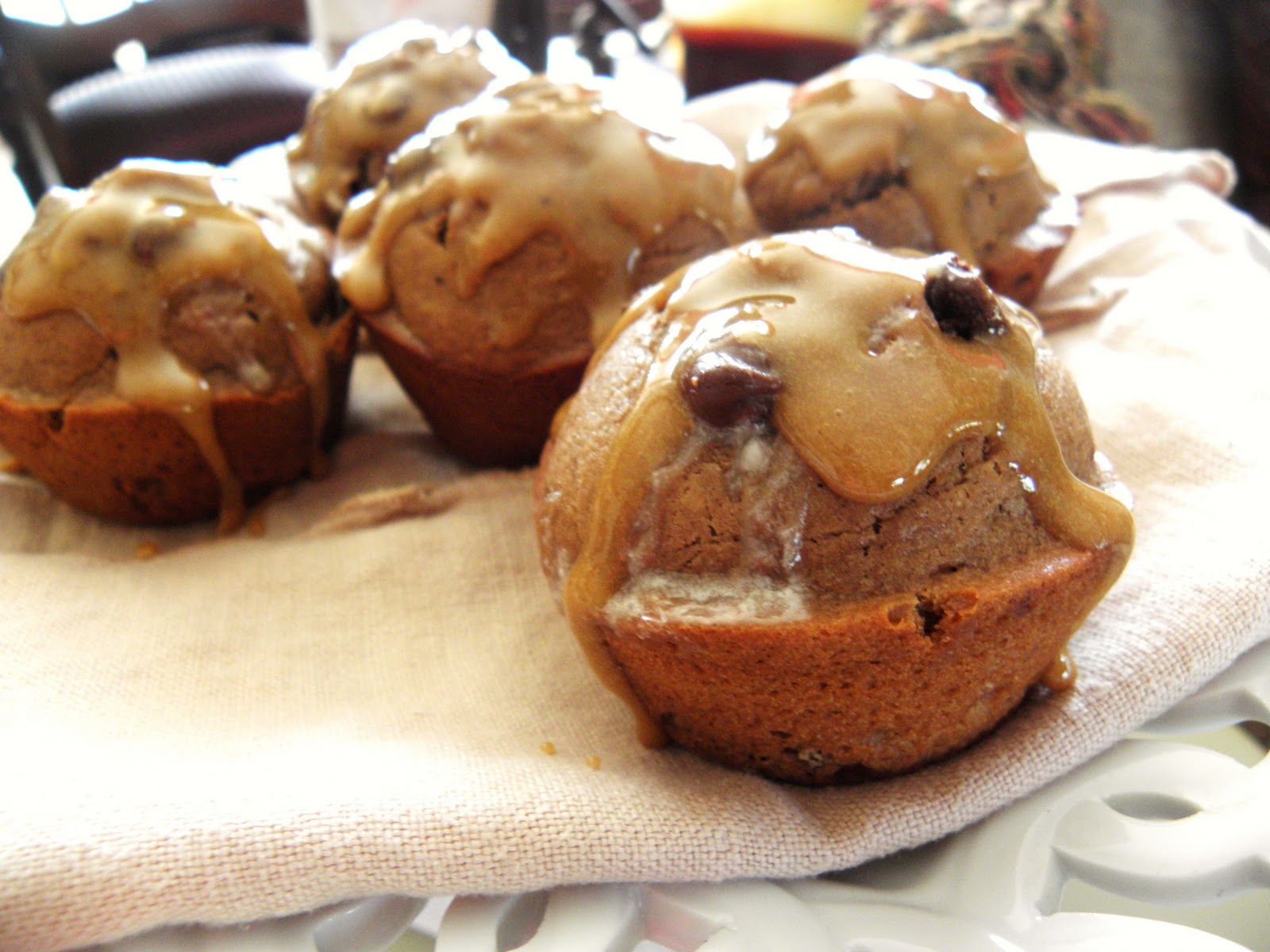 The Cozy Little Kitchen: Cappuccino Muffins with Espresso Vanilla Glaze