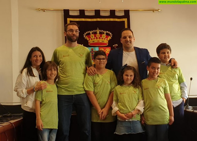 El Ayuntamiento de Breña Alta recibe orgulloso a los jóvenes ajedrecistas del municipio tras su destacada participación en el Campeonato Insular