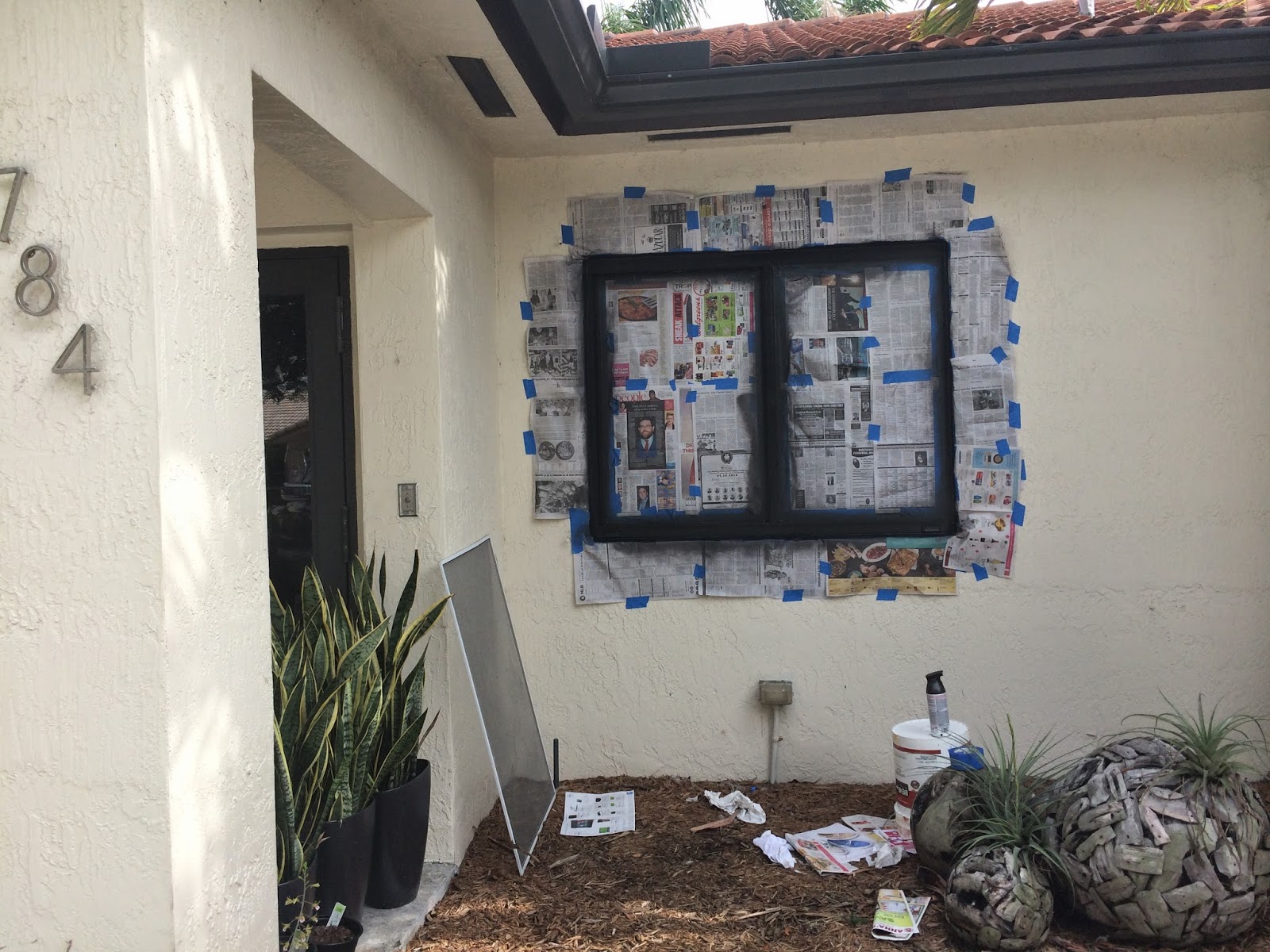 The Cuban In My Coffee Weekend Update Paint Your Window Frames With Spray Paint!