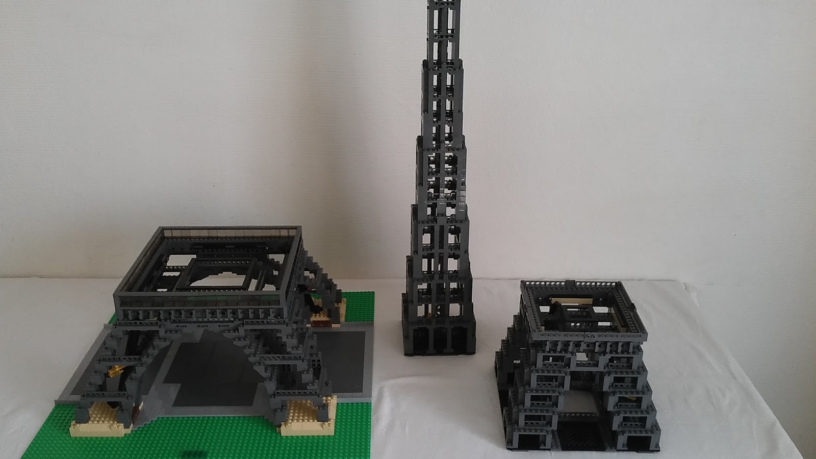 CREATIONS LEGO: tour eiffel lego